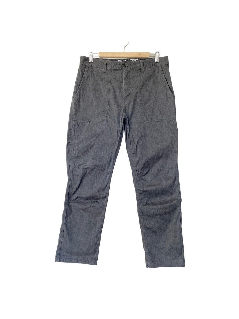 Mountain Hardwear Dark Grey Articulated Knee Pants Outdoors Sz 32 (30” inseam)
